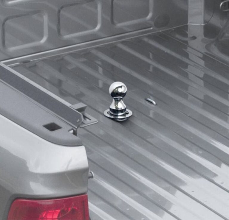 Gooseneck vs. Fifth Wheel Hitch Which Is Best for Towing?
